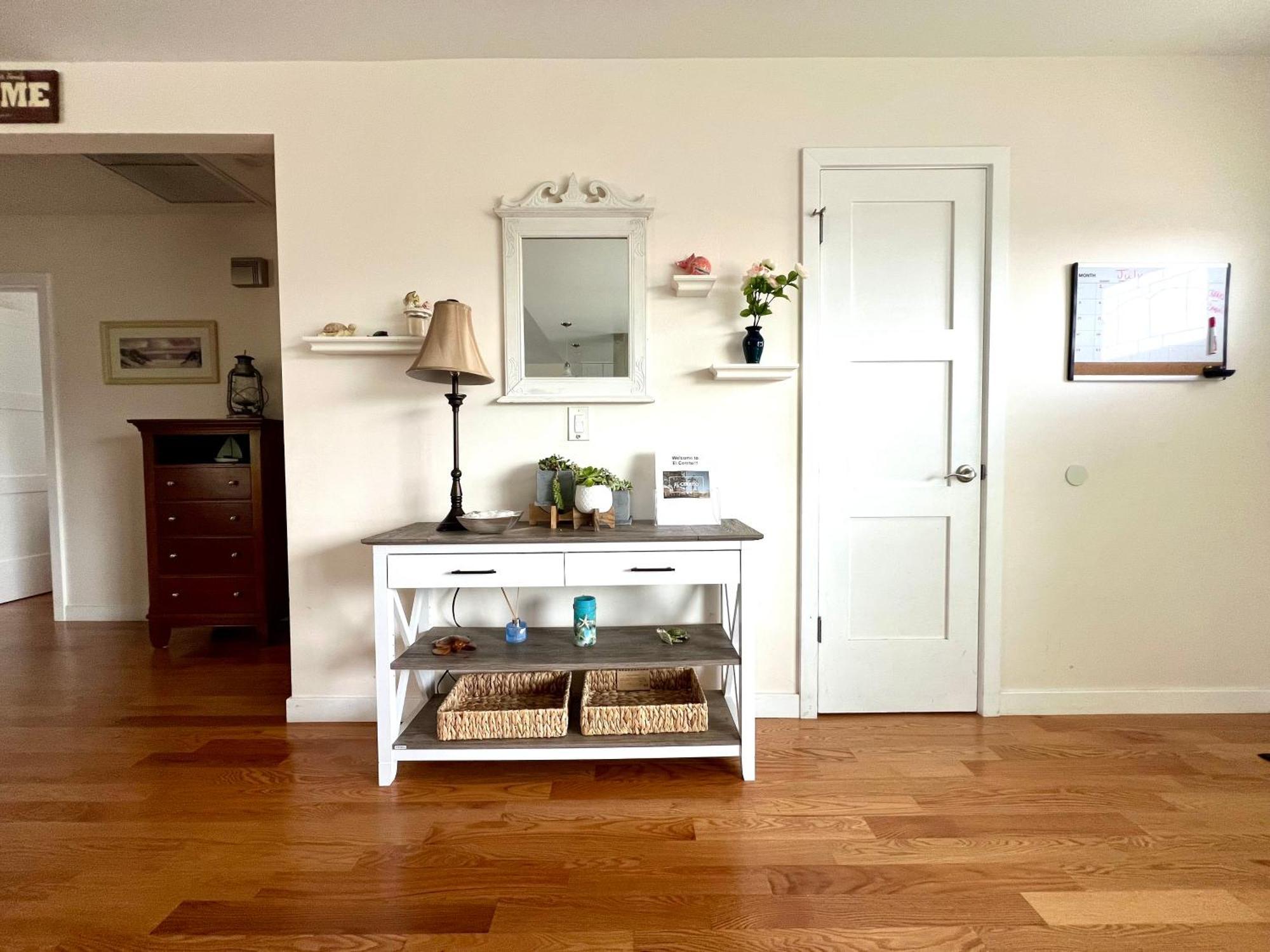 Holiday home Family Friendly Retreat With Yard And Play Area, 2000 Sq Ft, Ac, Fiber Optic Wifi *